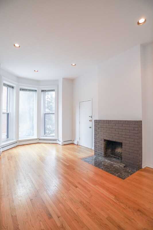 Building Photo - 166 W Menomonee St