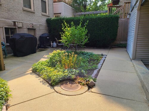 patio compartido - 2025 W Shakespeare Ave
