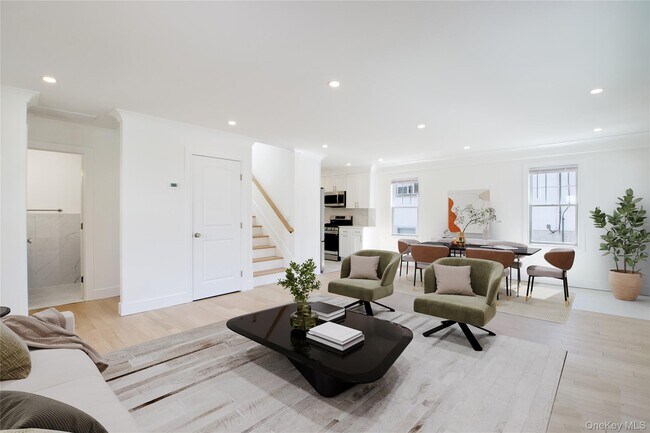 Building Photo - 46 Linwood Rd S