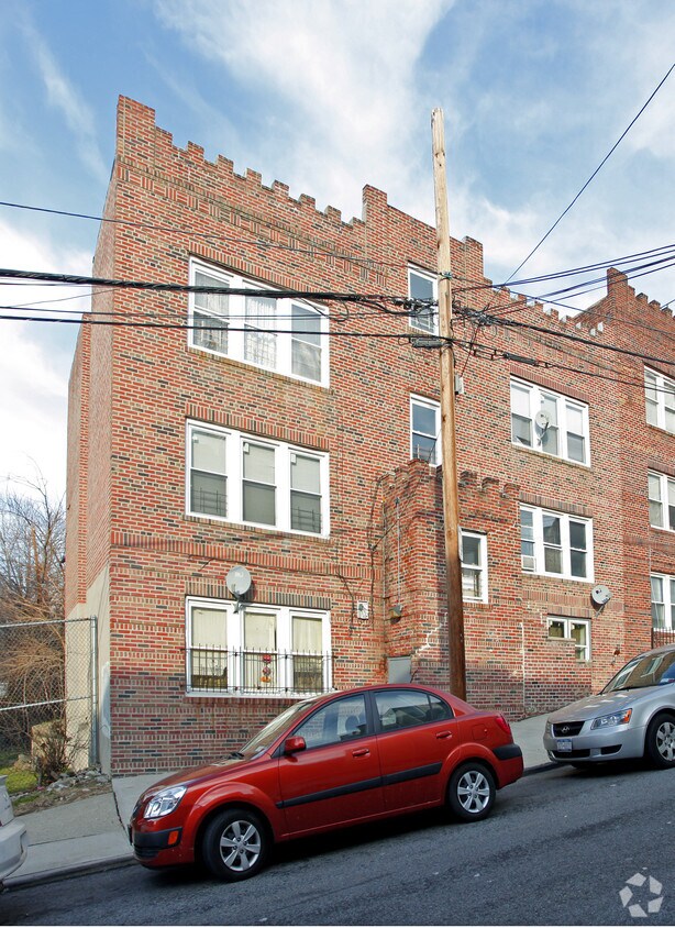 Foto del edificio - 132 Highland Ave