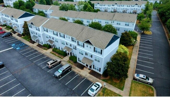 Building Photo - 120 University Village Dr