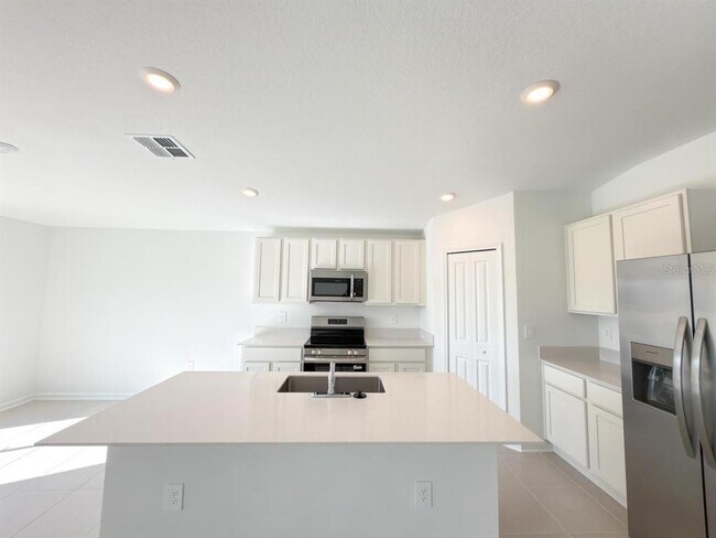 Foto del edificio - 3212 Alpine Wy