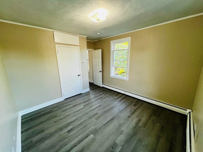 Foto del edificio - 1303 Cranston St