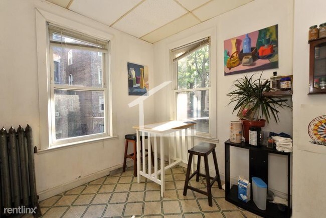 Building Photo - 128 Glenville Ave