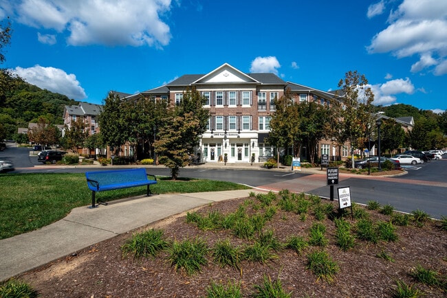 Building Photo - IMT Franklin Gateway