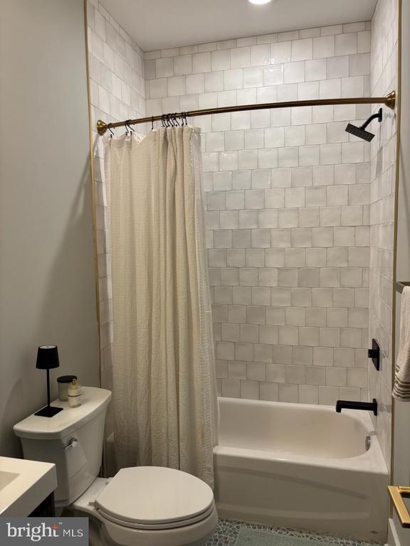 Foto principal - 7521 Ridge Ave