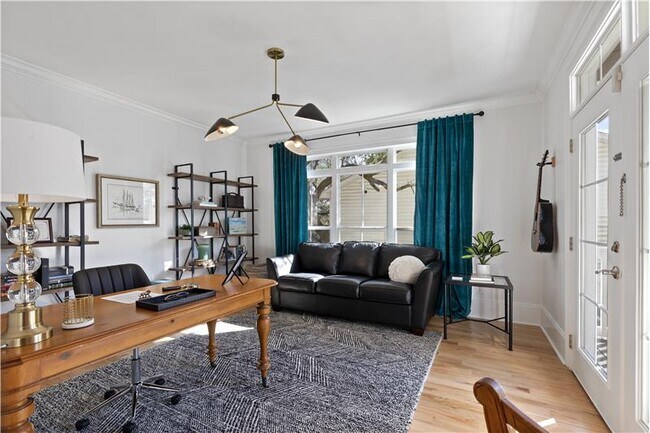 Foto del edificio - 205 S Highland Way