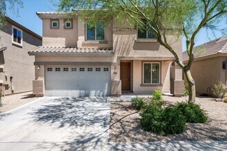 Building Photo - 4008 E Crimson Terrace