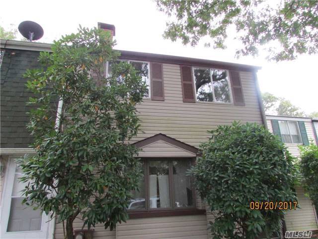 Foto del edificio - 66 Wooded Ct