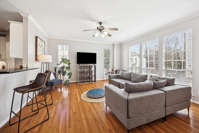 Foto del edificio - 4113 Blossom St