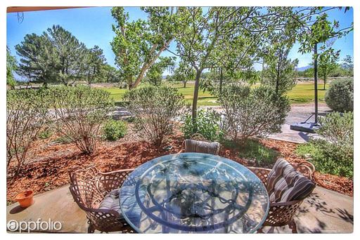 Building Photo - 121 Country Club Ln