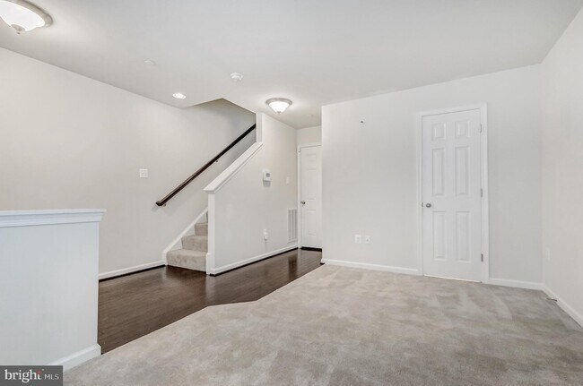 Foto del edificio - 12707 Brickyard Blvd