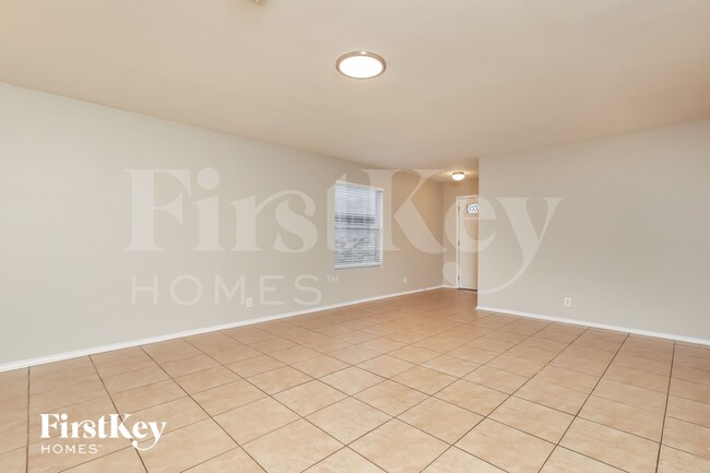 Building Photo - 172 Texas Mulberry