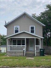 Building Photo - 1346 N Adams St