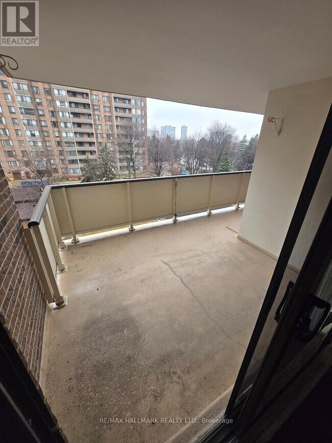 Building Photo - 3 Lisa St.