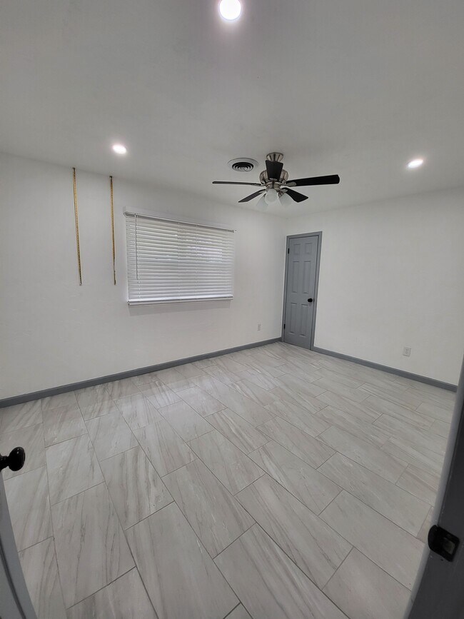 5808 NW 50th St, Warr Acres, OK 73122 House Rental in Warr Acres, OK