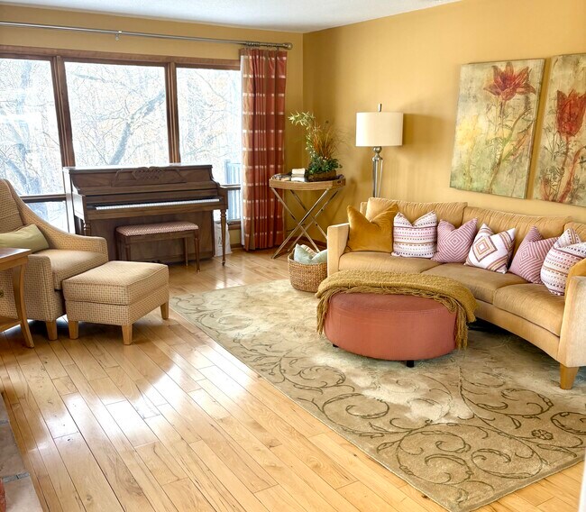Foto del edificio - 6912 E Fish Lake Rd