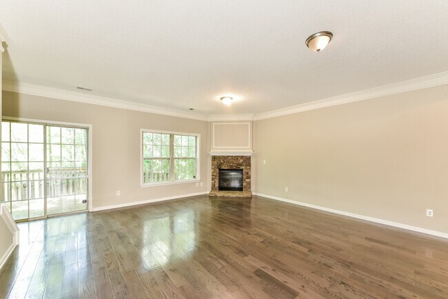 Foto del edificio - Spacious 3-Bedroom Home in Lawrenceville