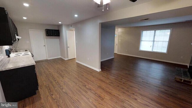 Building Photo - 4545 Rawlings Pl