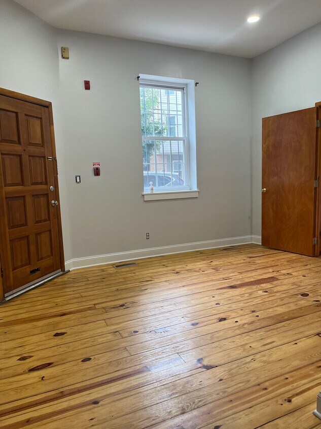 Foto principal - 751 S 6th St