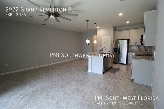 Foto del edificio - 2922 Grand Kemerton Pl
