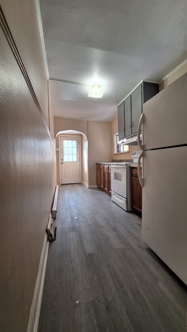 Building Photo - 436 N Law St