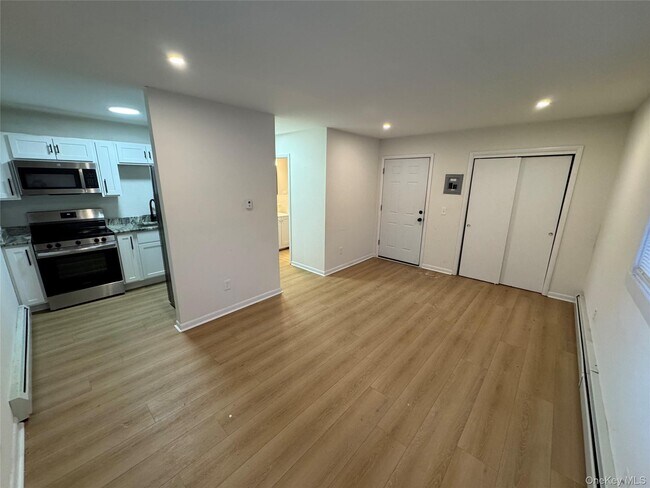 Foto del edificio - 98 E Market St