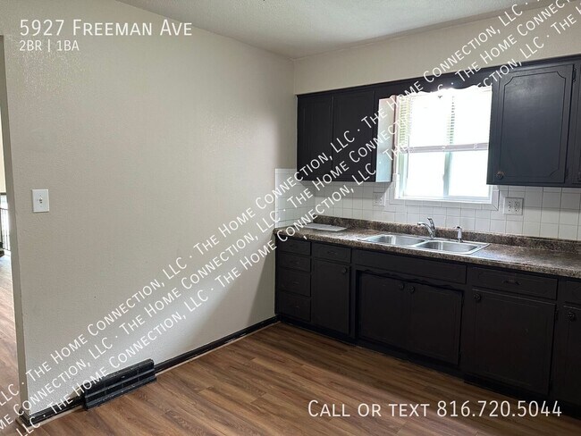 Building Photo - 5927 Freeman Ave