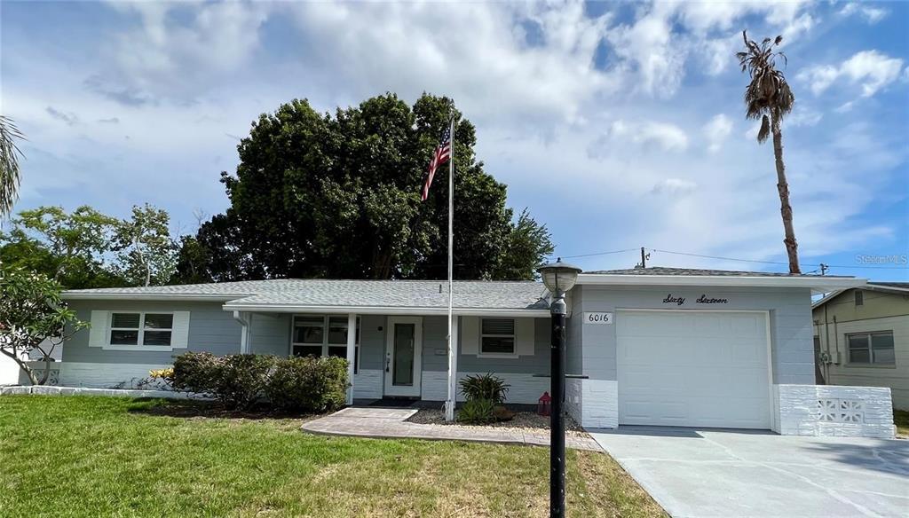 Foto principal - 6016 24th Ave N