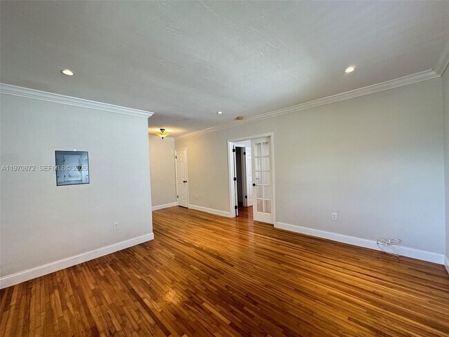 Foto del edificio - 35 Antilla Ave