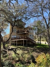 Building Photo - 501 Westbrook Dr