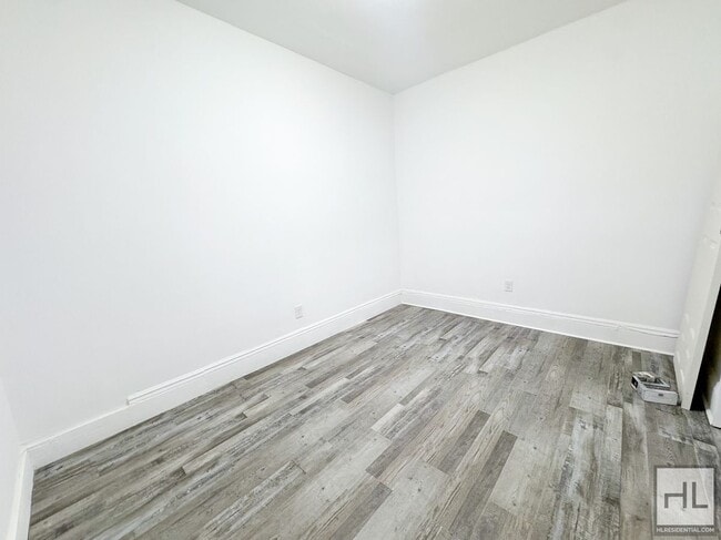 Building Photo - MACON STREET