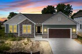 Foto principal - 682 Lambert Dr