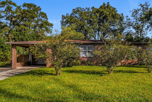 Building Photo - 6305 Autlan Dr
