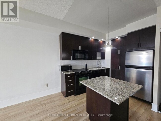 Building Photo - 181 Wynford Dr