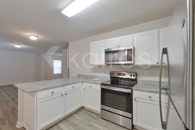 Foto del edificio - 2481 Whirlwind Ln