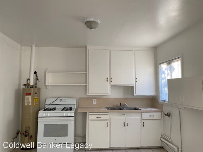 Building Photo - 2 br, 2 bath House - 909 Madeira Dr NE