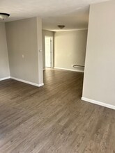Building Photo - 1328 Juniper Dr