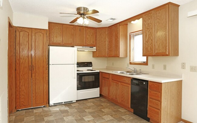 Cocina.jpg - The Lofts of Sand Creek