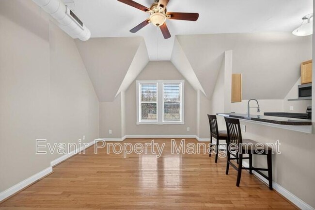 Photo - 2151 Fulton Ave Apartment