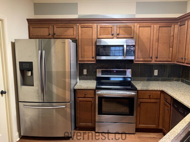 Building Photo - 1021 Riverhaven Pl
