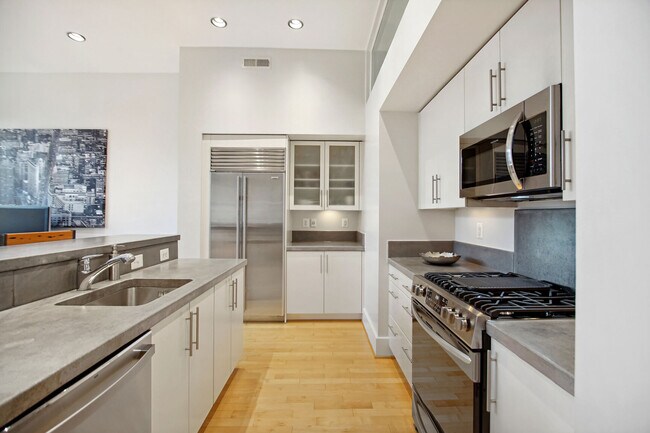 Foto del edificio - 2117 10th St NW