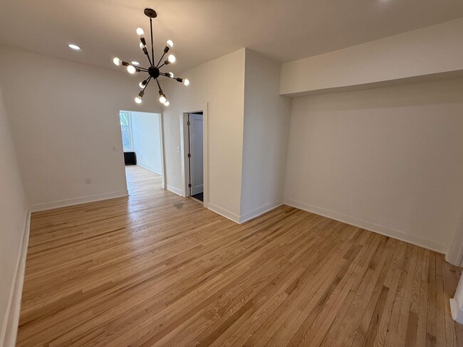 Foto del edificio - 486 Central Ave