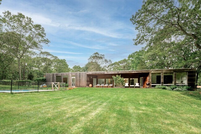 Foto del edificio - 54 Copeces Ln