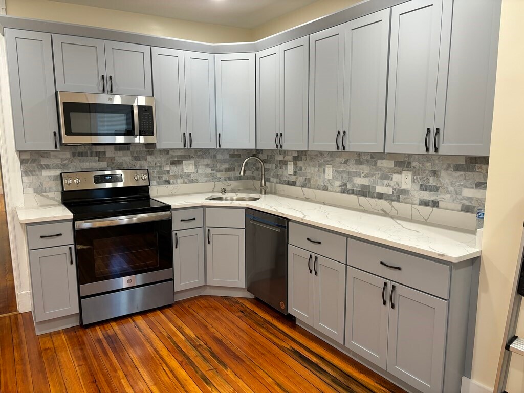 Foto principal - 761 E 7th St