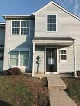 Building Photo - 9 Stark Ct