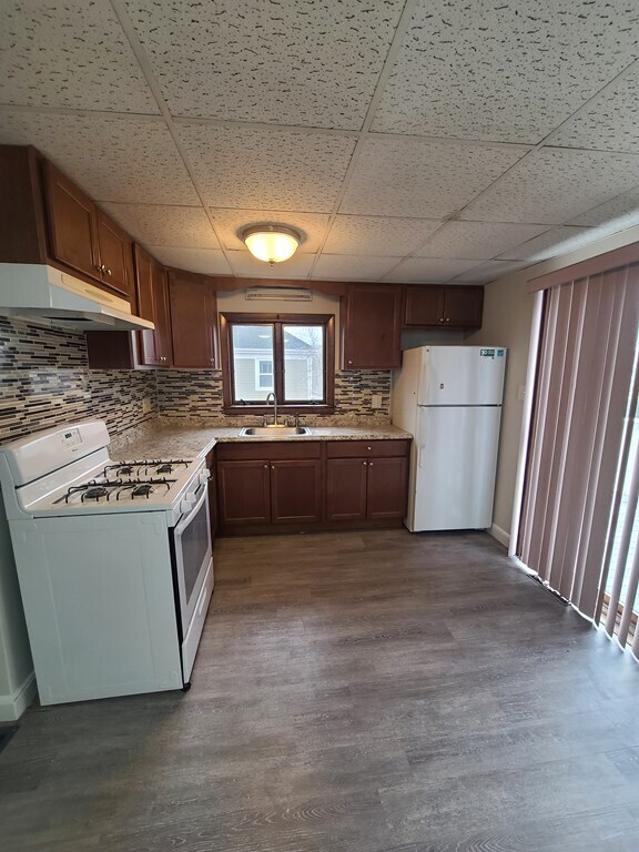 15 Galen St Unit 2, Brockton, MA 02302 Condo for Rent in Brockton, MA