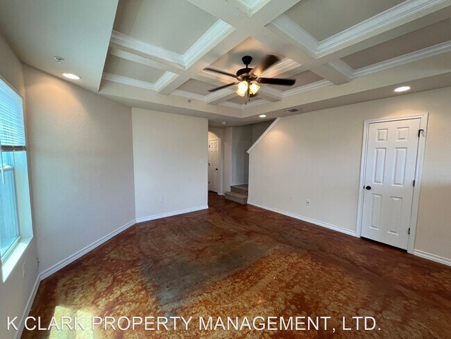 Foto del edificio - 3 br, 2.5 bath House - 16832 DANCING AVA #1