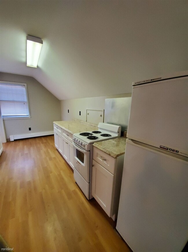 Building Photo - Studio, 1 bath Condo - 26 Moore St