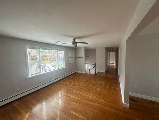 Foto del edificio - 78 Aberdeen Dr